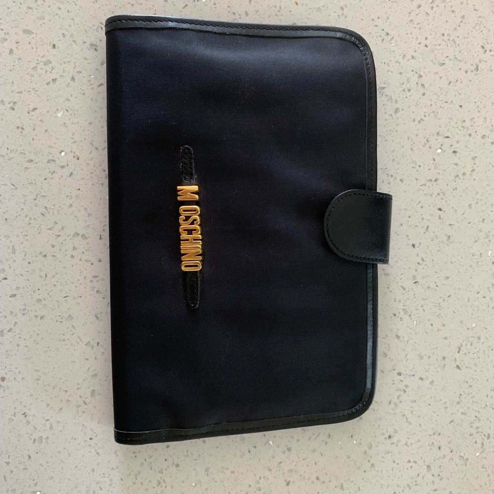 VINTAGE WALLET